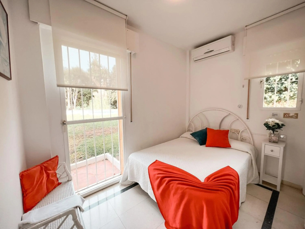 Nice 5BDR Villa close to Puerto Banús, DOUVLE_COM