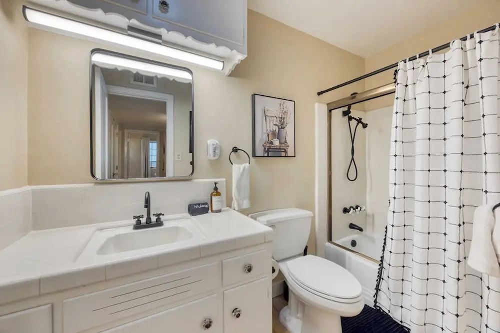 Coastal Retreat With Hot Tub, Ocean Views & Backyard Fun Newport Oasis by Avantstay