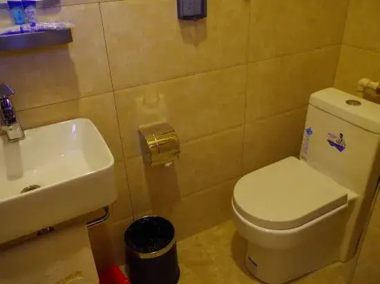 Dandong Yading Hotel