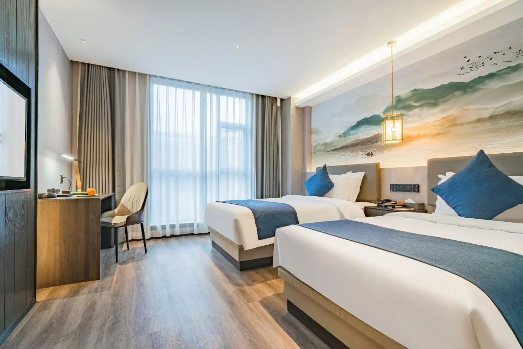 Rezen Dong Hotel