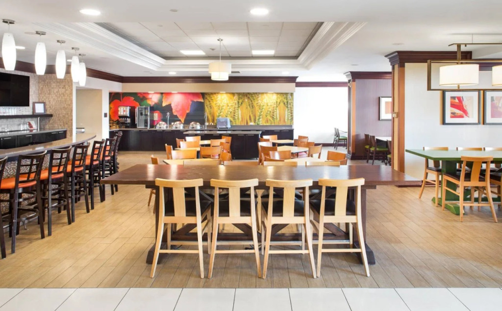 Fairfield Inn & Suites by Marriott Toronto Airport