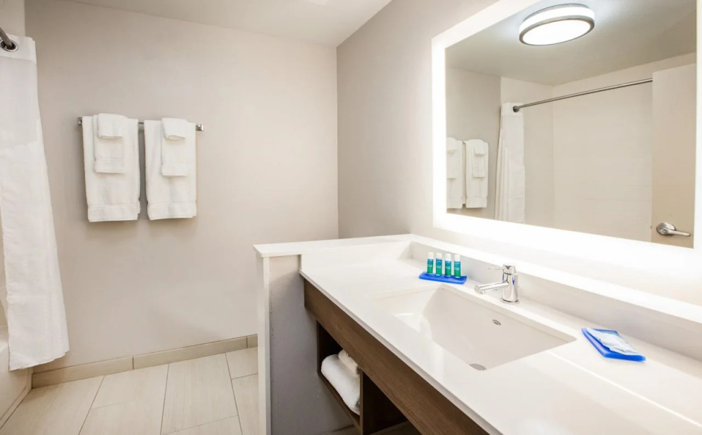 Holiday Inn Express and Suites Jasper