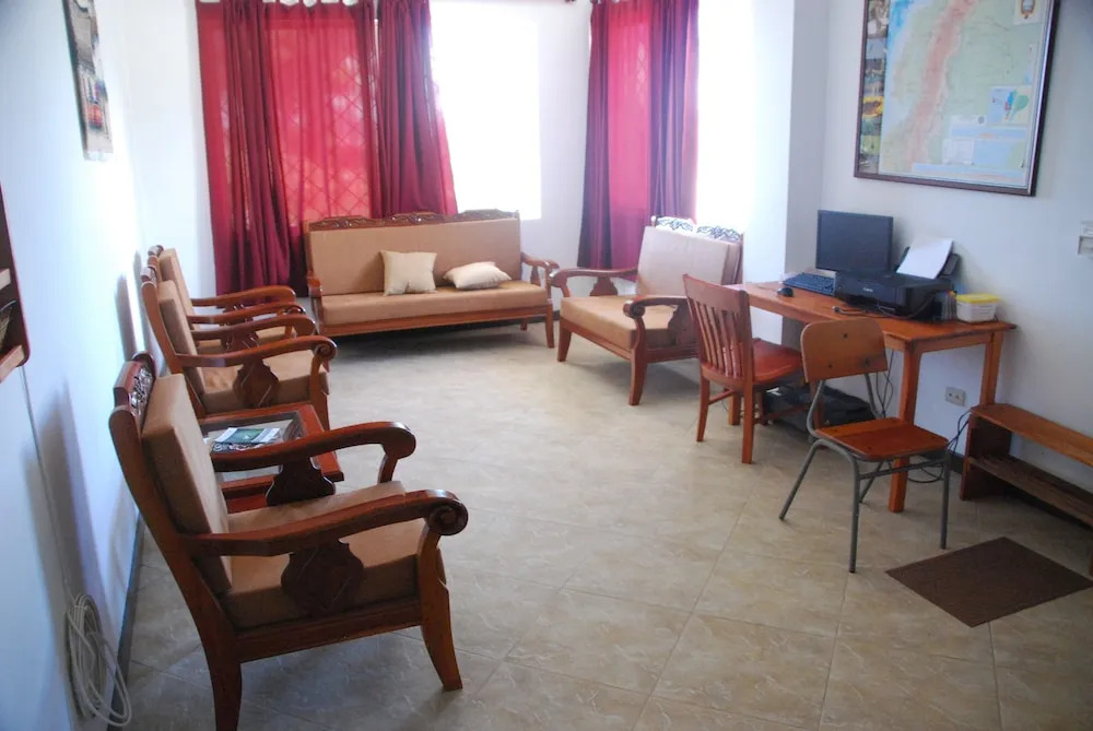 La CasaBlanca Hotel