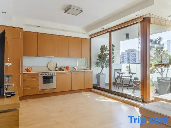 Lumina luxury 3-rooms apart in Warsaw