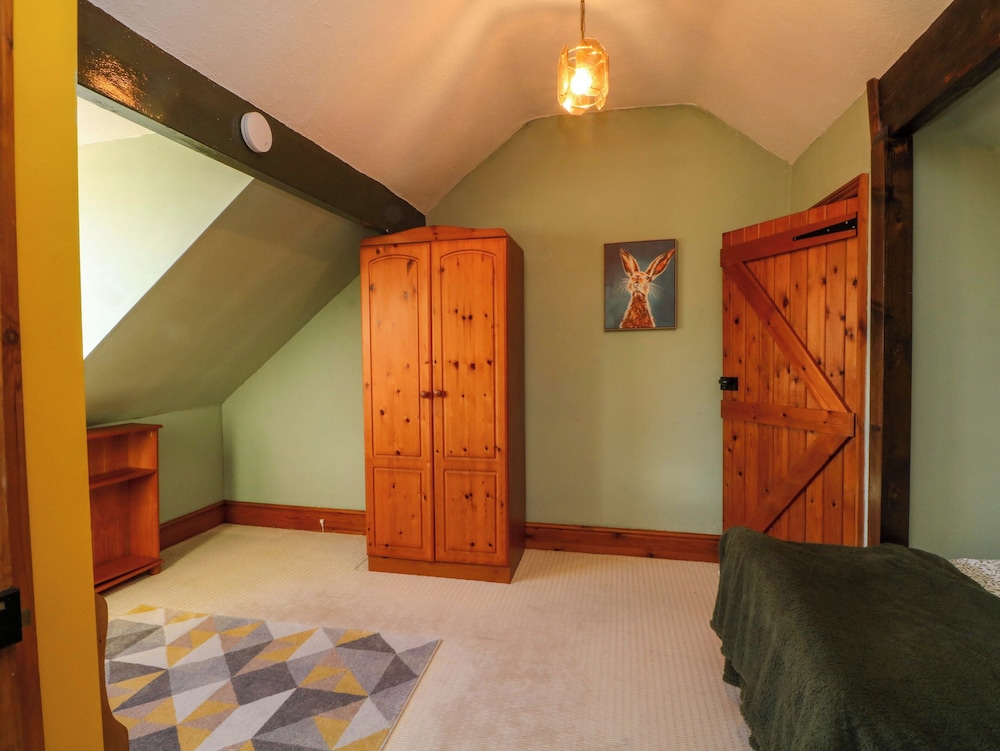 Pineapple Cottage