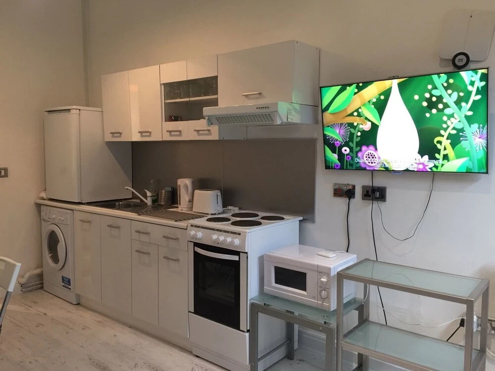 New Modern Studio on River