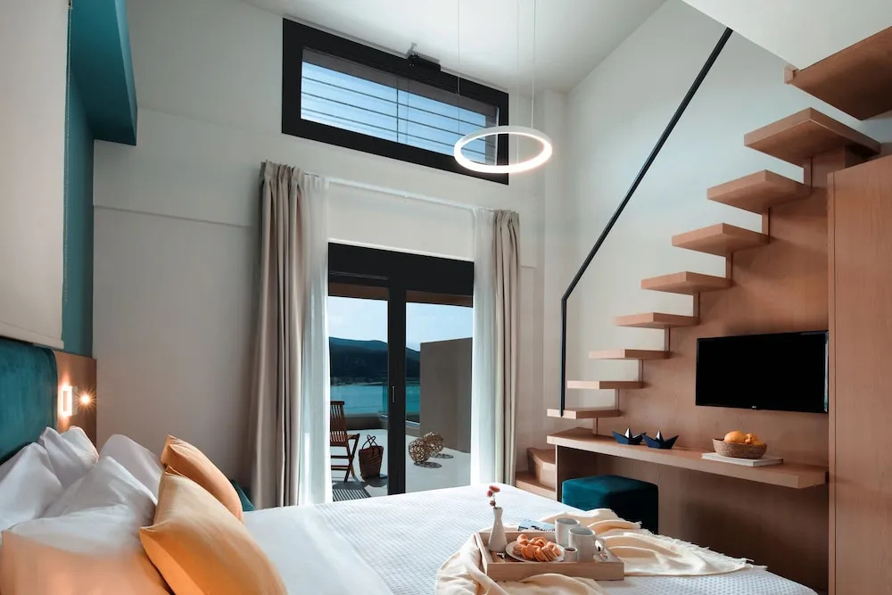 Chronos Hotel
