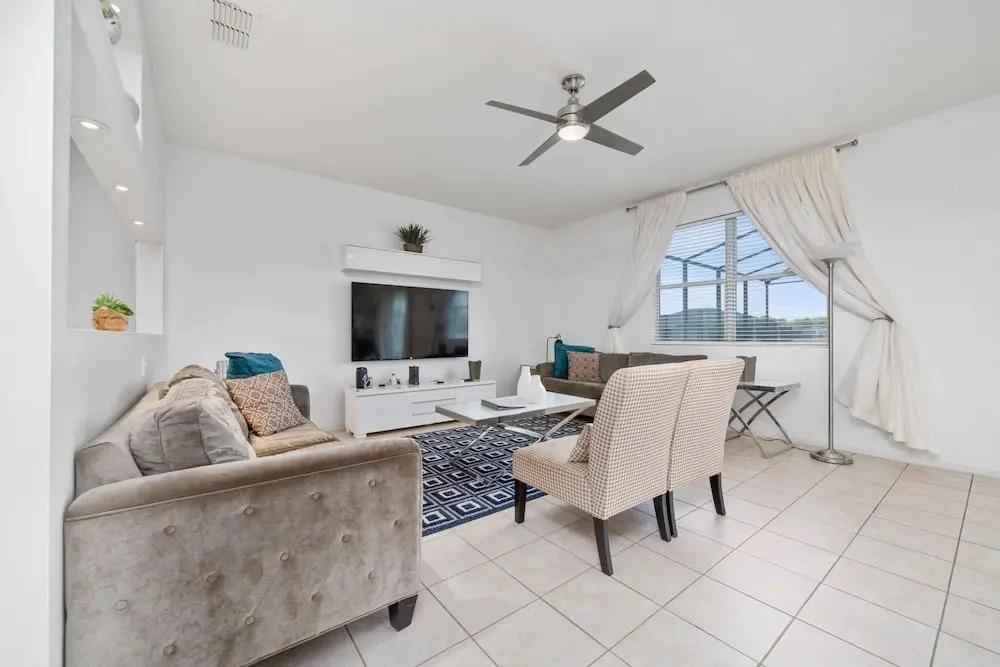 Lakeview 7BR Getaway Pool Great Location