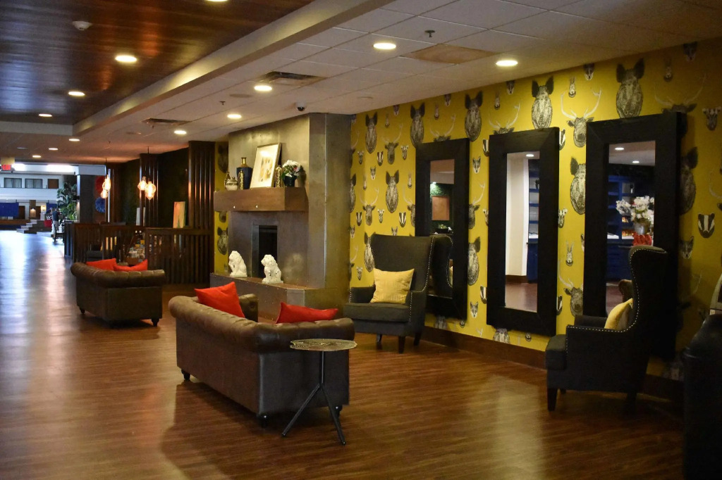 Ramada Plaza Omaha Hotel