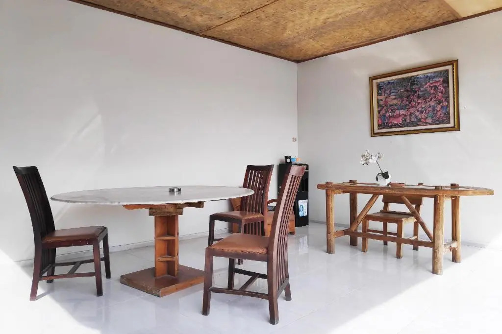 OYO 3833 Abian Villa By Nur Abian