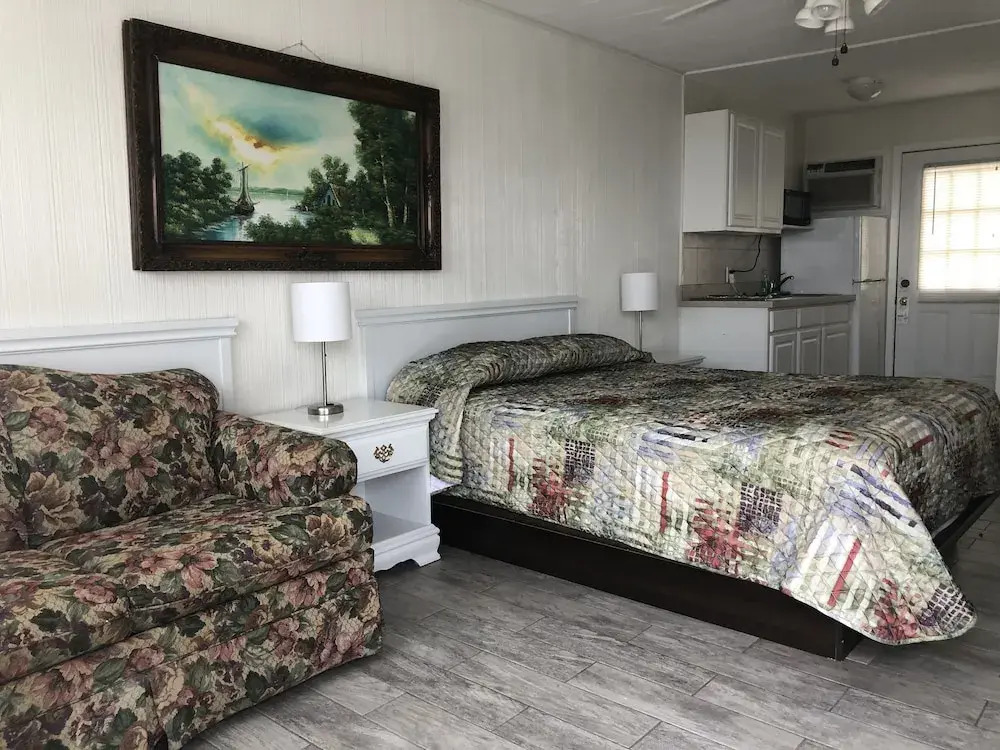 Southold Beach Motel