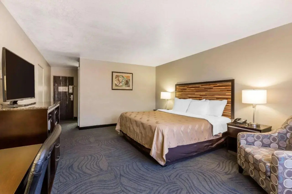 Comfort Inn La Estancia