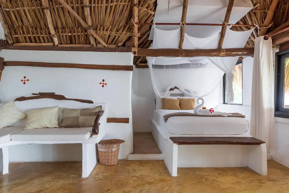 Casa Aakbal - Luxury Beach Front Villa