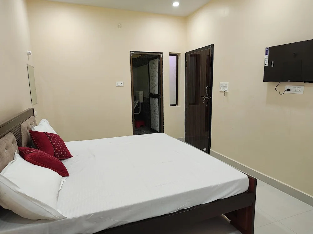 Saryu Lodge