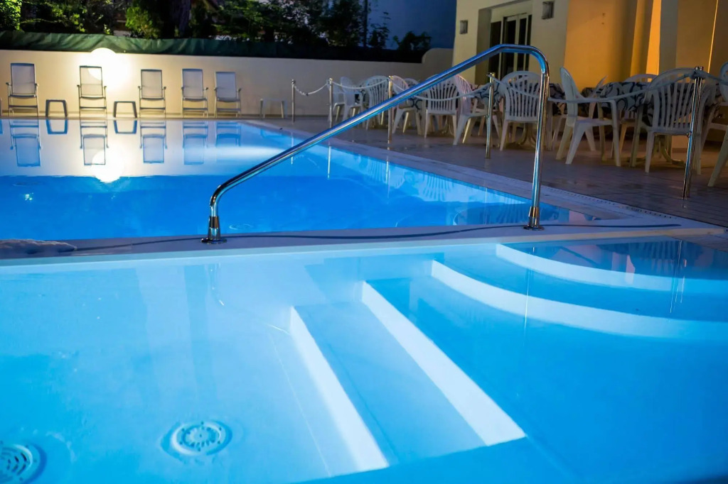 Hotel Athena