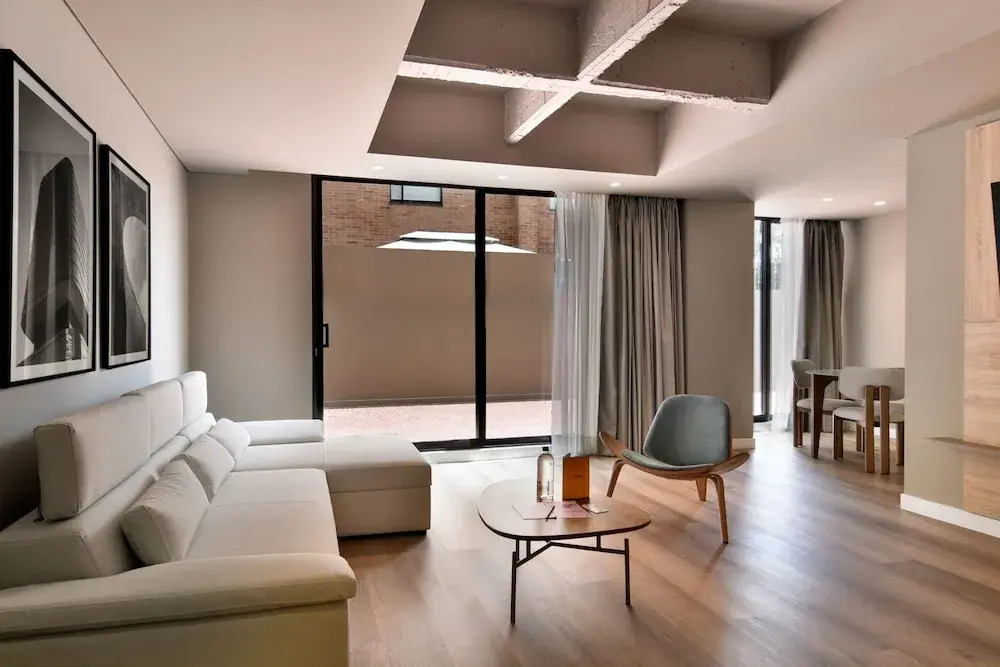 w Resplendent 1BR w Modern Balcony in Unicentro