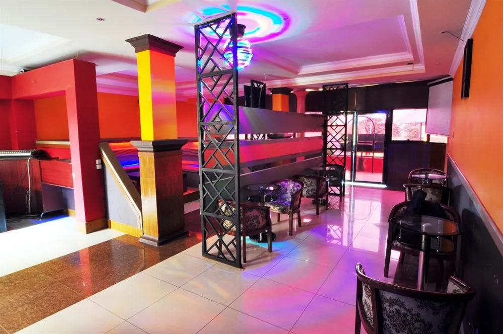 INFINITY Hotel