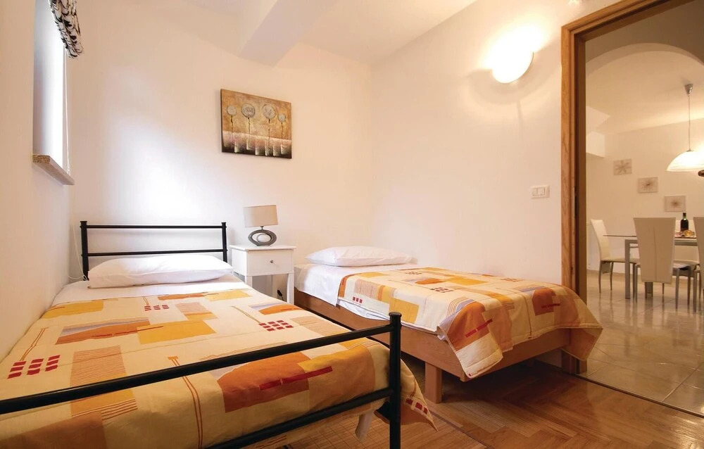 Amazing Home in Pula With Wifi and 2 Bedrooms