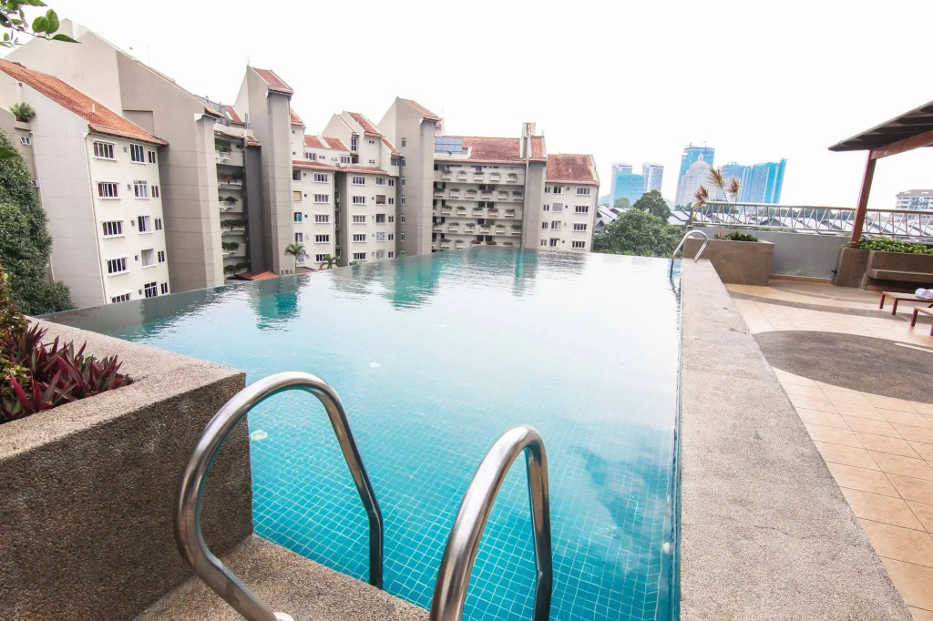 Peninsula Residence All Suite Hotel