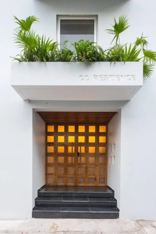 The Tropical Residence