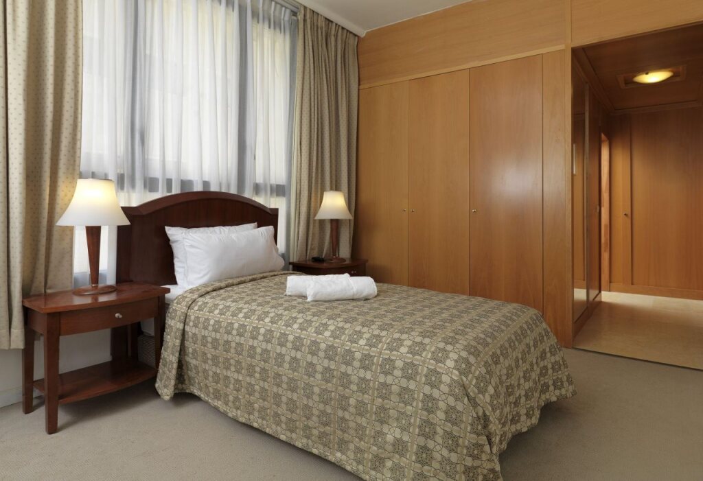 Koresh Hotel