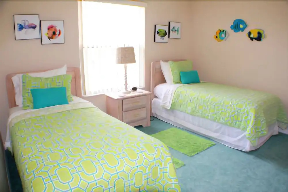 Robin's Nest #38264 4 Bedrooms 2 Bathrooms Home