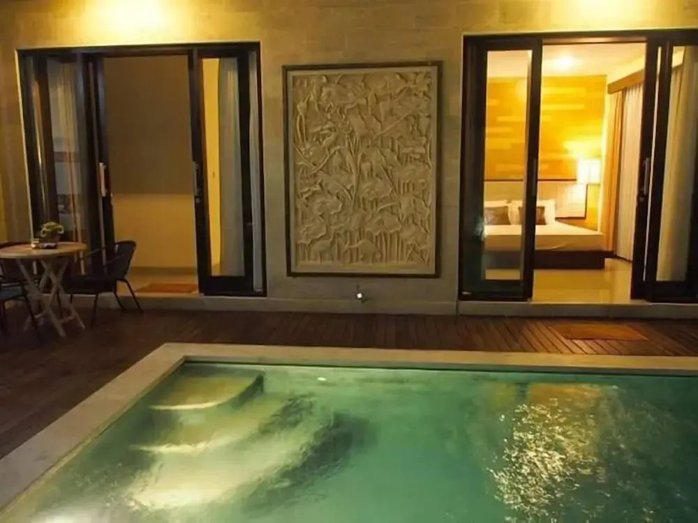 Kim Villa