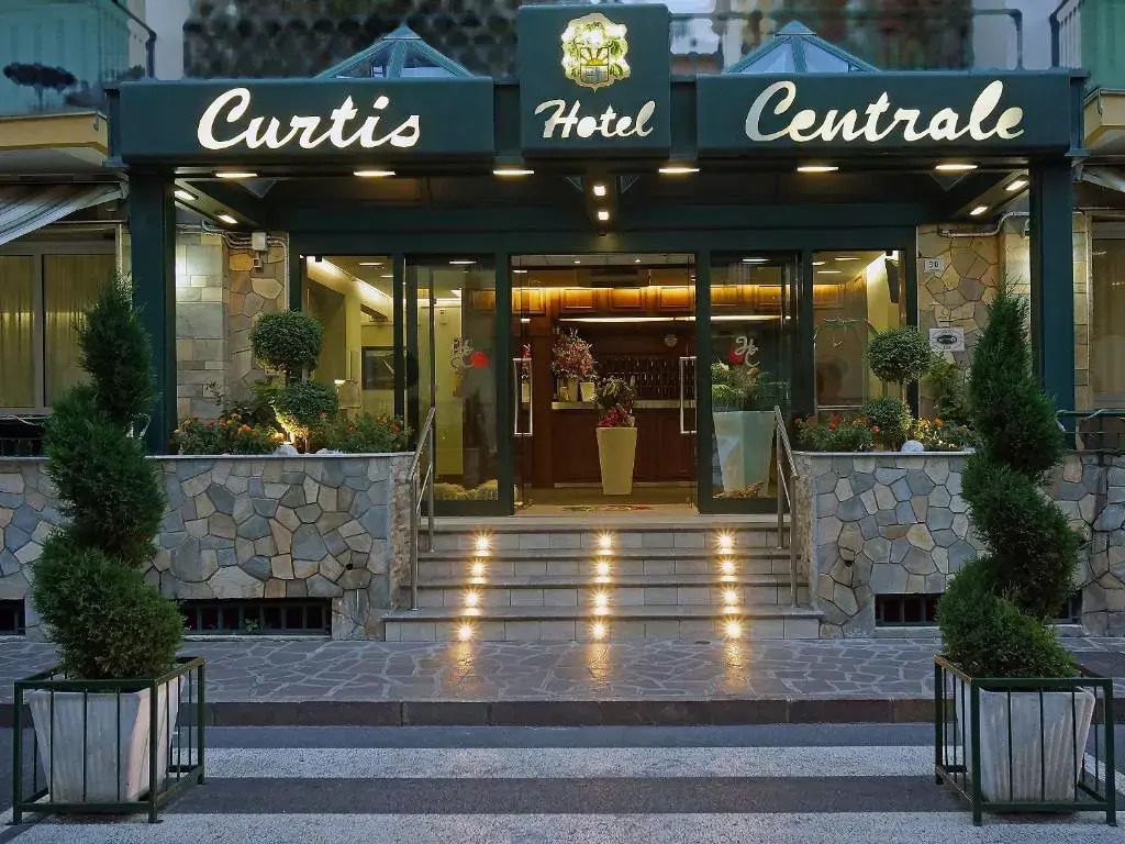 Hotel Centrale Curtis
