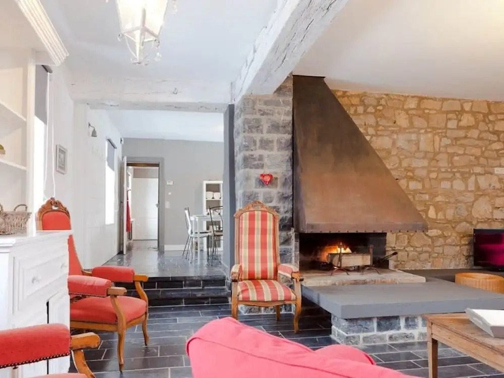 Attractive Holiday Home in Gerin near centre