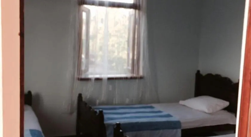 Mari Guest House