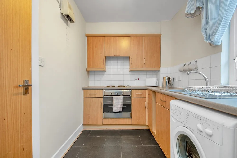 Tony Asga - Coady Apartment