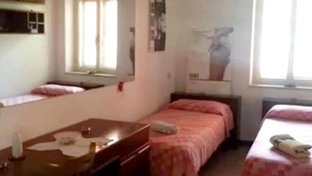 House with 2 Bedrooms in Itri , with Furnished Terrace - 12 Km From the Beach