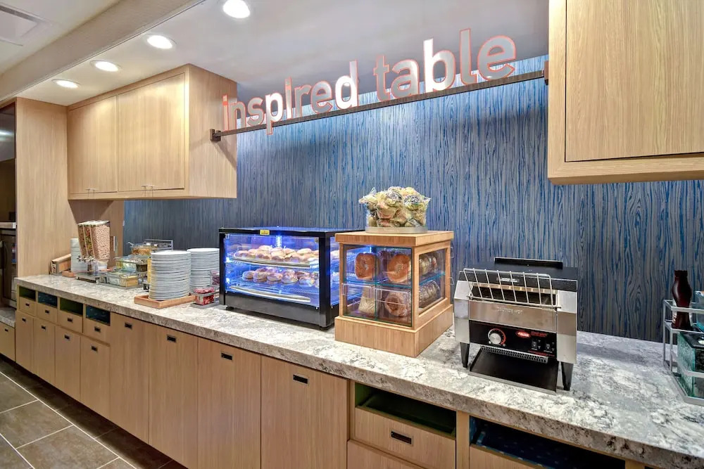 Home2 Suites Eau Claire South, Wi