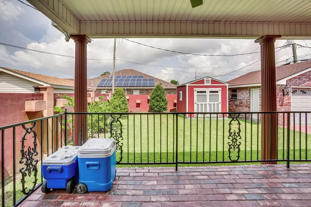 4 Mi to Bourbon St: Spacious Retreat w/ Wet Bar!