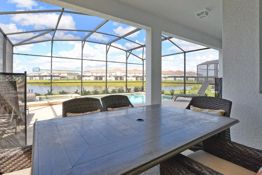 Storey Lake- 6 Bedroom Pool Home- 1655ST