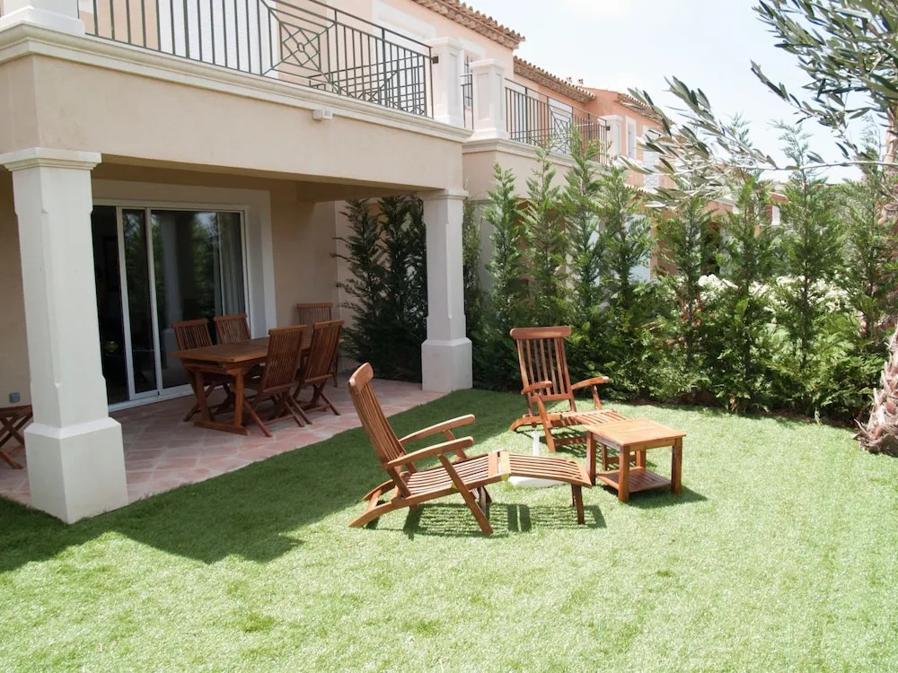 Tidy Appartment With Dishwasher and AC, 10 km From the Beach