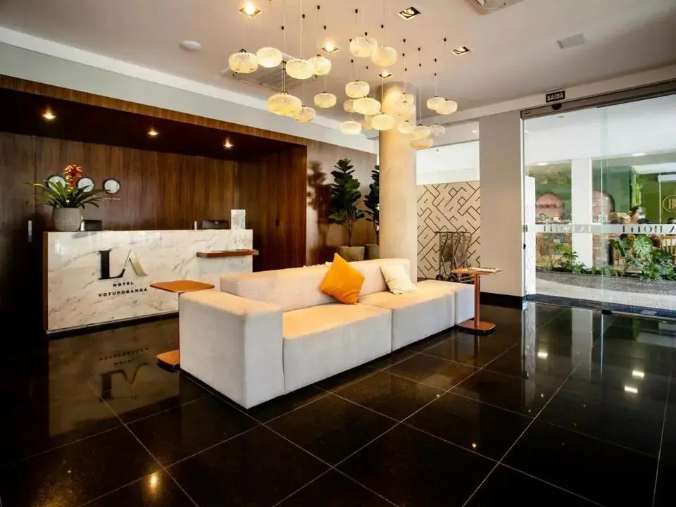 LA HOTEL VOTUPORANGA