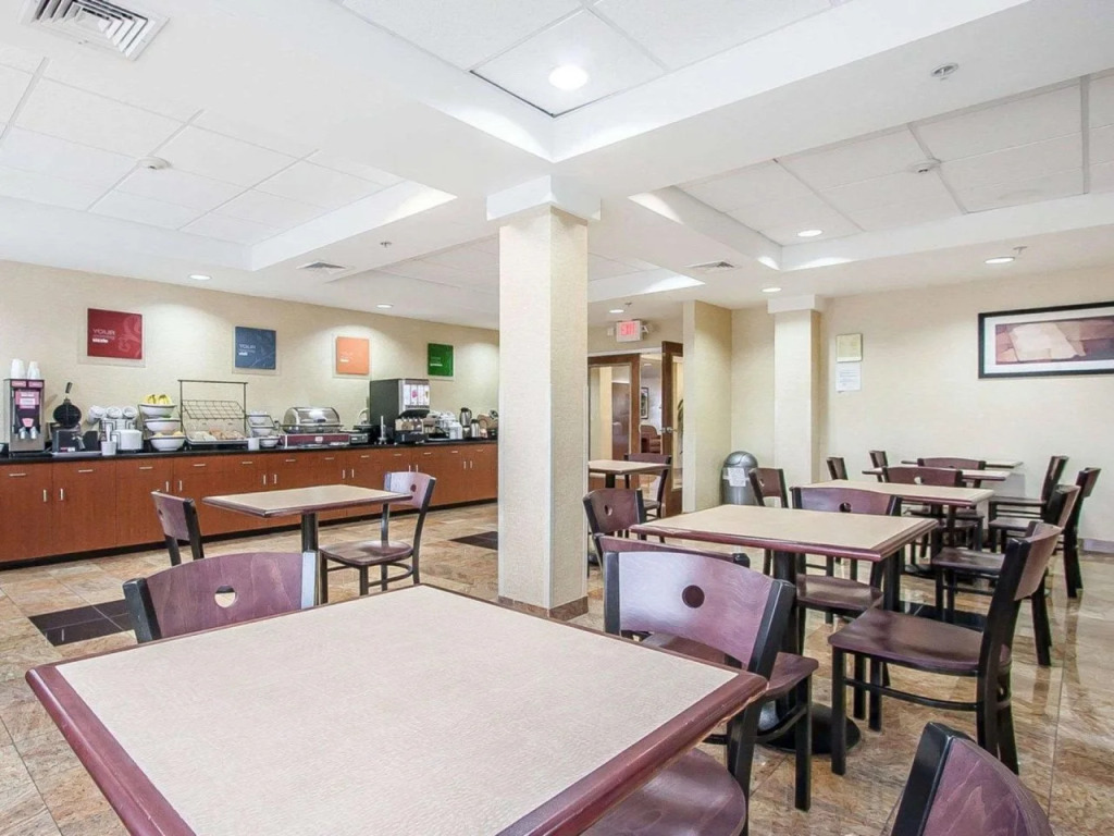 Comfort Inn & Suites Atoka-Millington