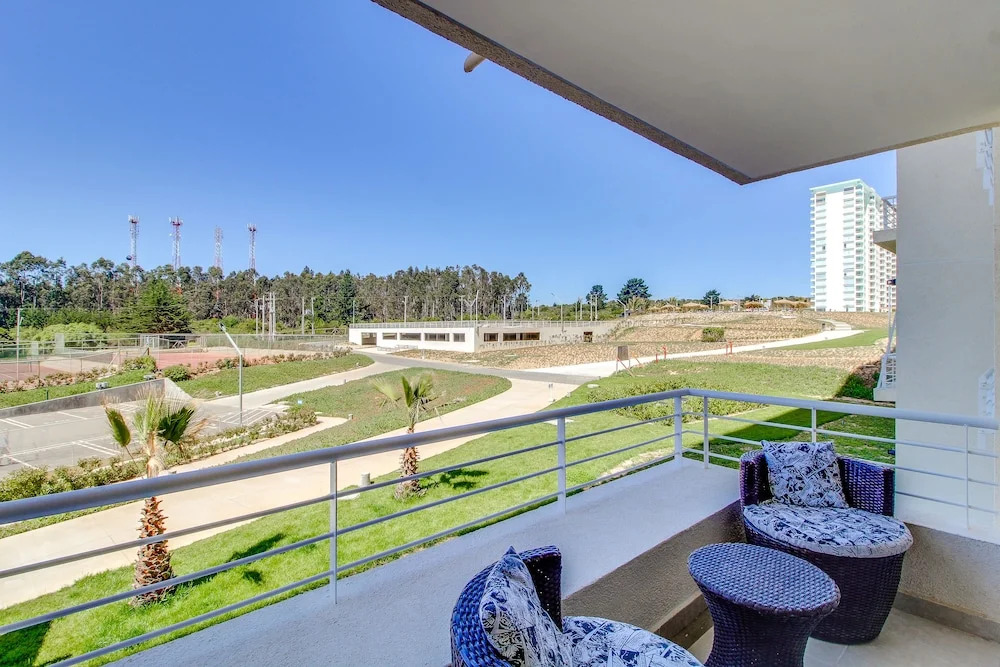 Laguna Bahía - Lagoamar, Algarrobo