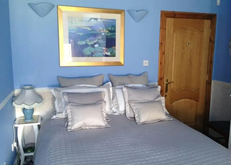 Manor House Apartment  Ravelston Dykes