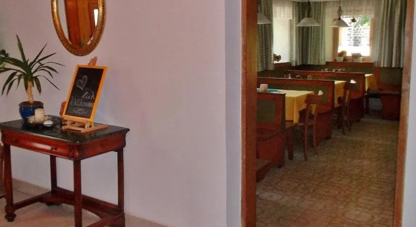 Gasthof-Pension Zum Haugstein - Familie Eder