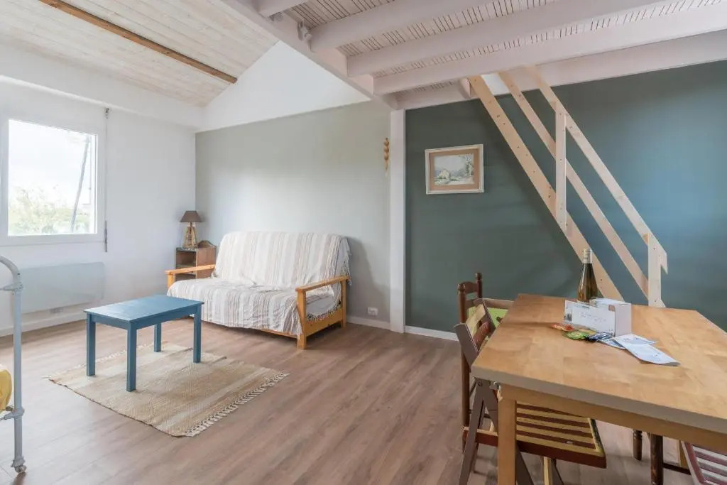 Appartement moderne refait a neuf proche plage