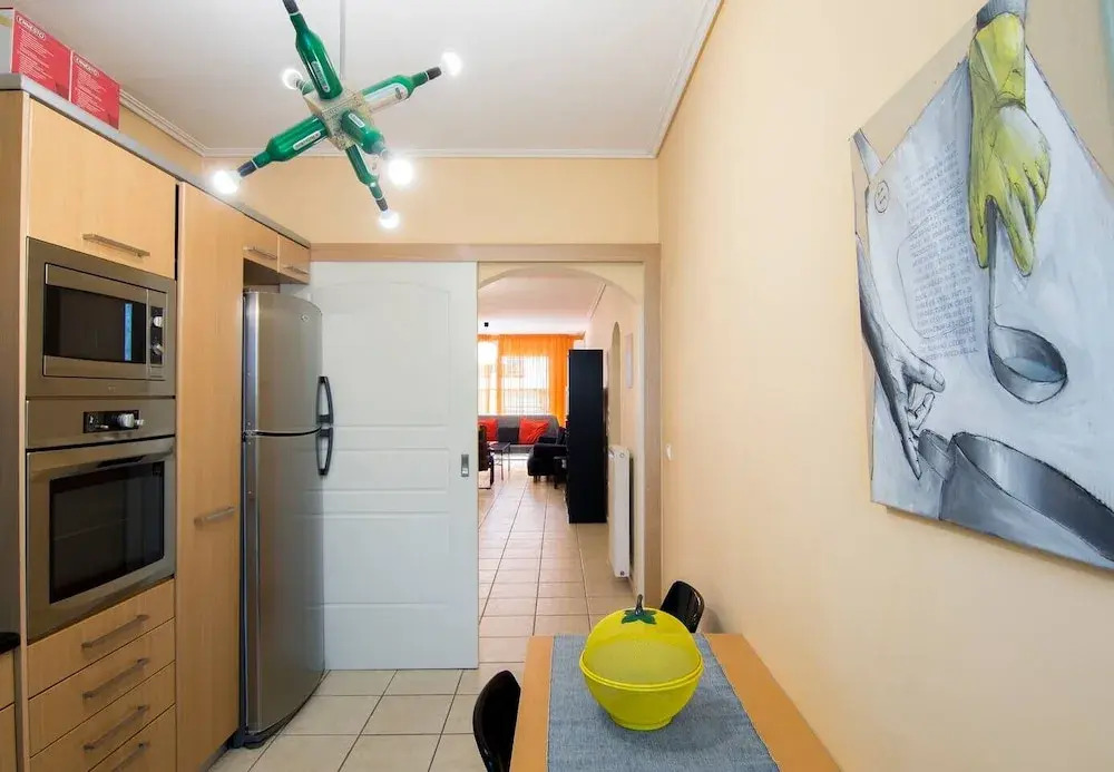 Spacious 2 Bedroom Apartment In Thessio