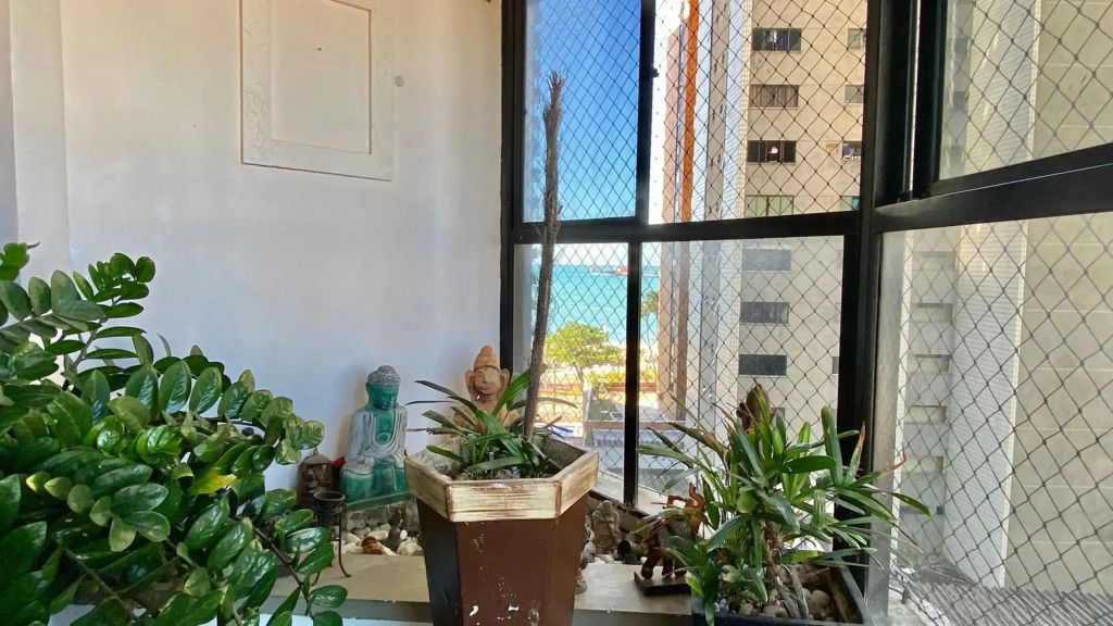 Apartamento vista mar, 2 Suítes, WC Social,2 vagas