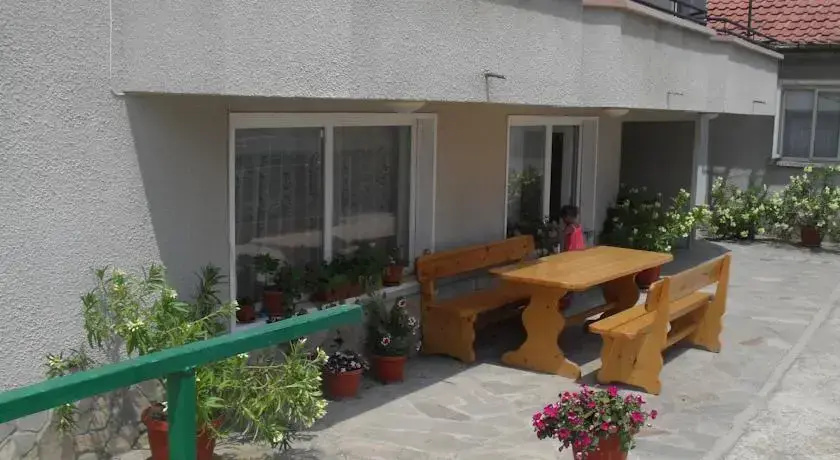 Panayotovi Guest House