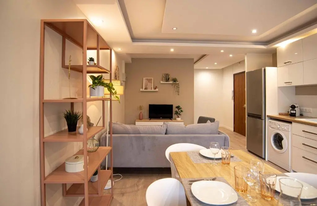 "Envie Lyonnaise" Location - 10 personnes - Terrasse - WIFI Fibre optique