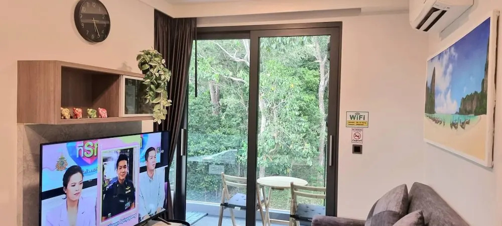 Ao504 - 1 Bdr Condo Top Floor Forest View, Ao Nang