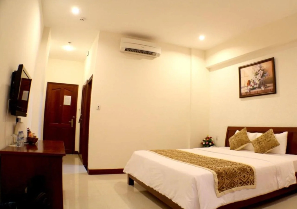 City Hotel 35 Luu Van Lang