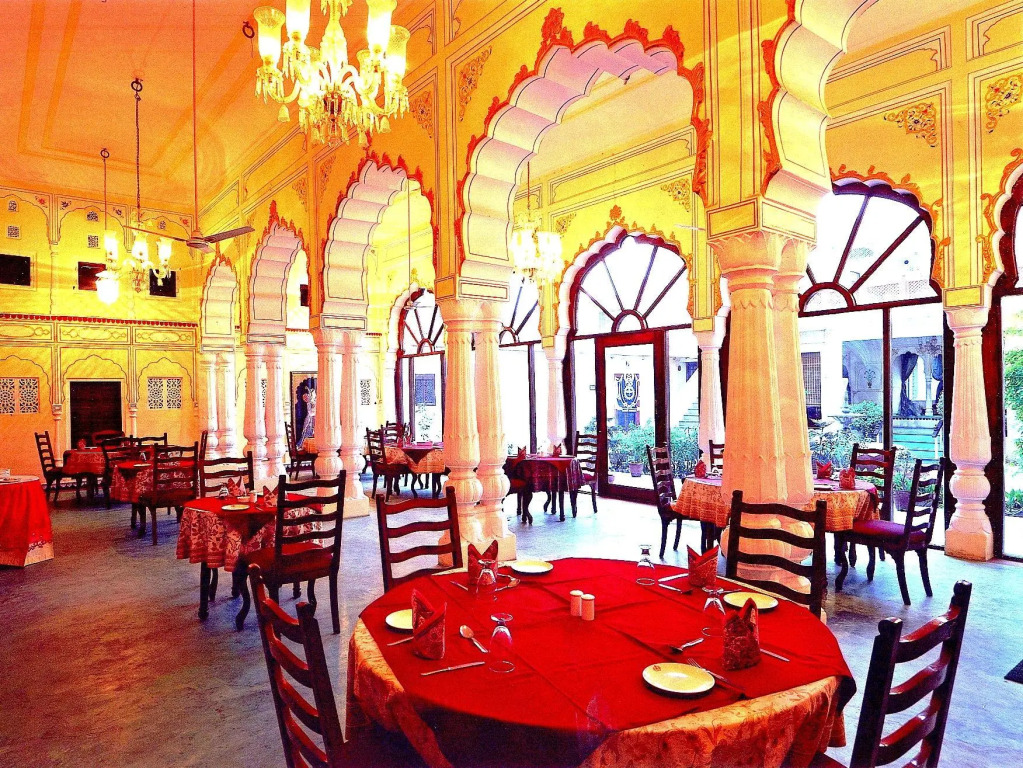 Karnot Mahal