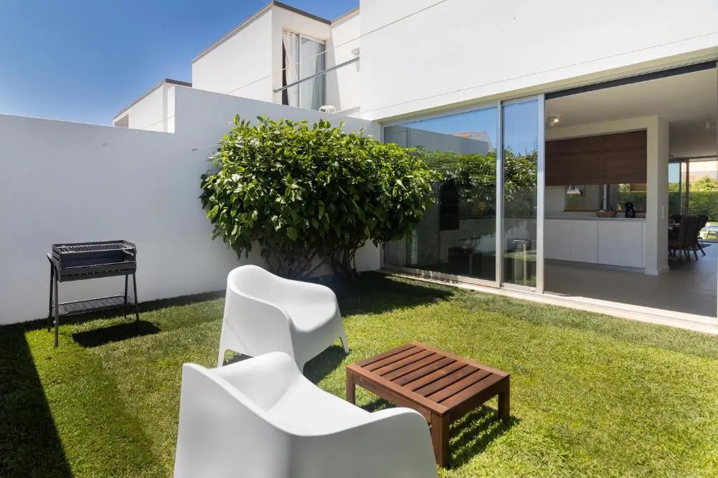 Blue Villa H Sagres - 10 min walk to the beach